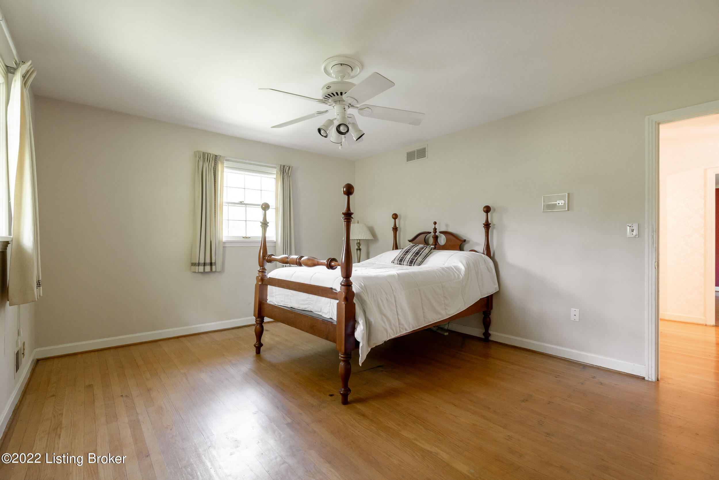 2104 Camargo Road Louisville, KY 40207 - Photo 25 of 36 2104 Camargo Rd-36