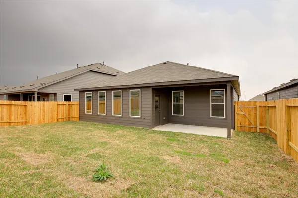 $1,950 | 21723 Colonial Medow Creek Trail, Waller, TX 77484