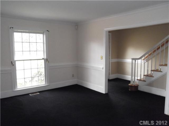 8529 Fairview Road Charlotte, NC 28226 - Photo 2 of 5