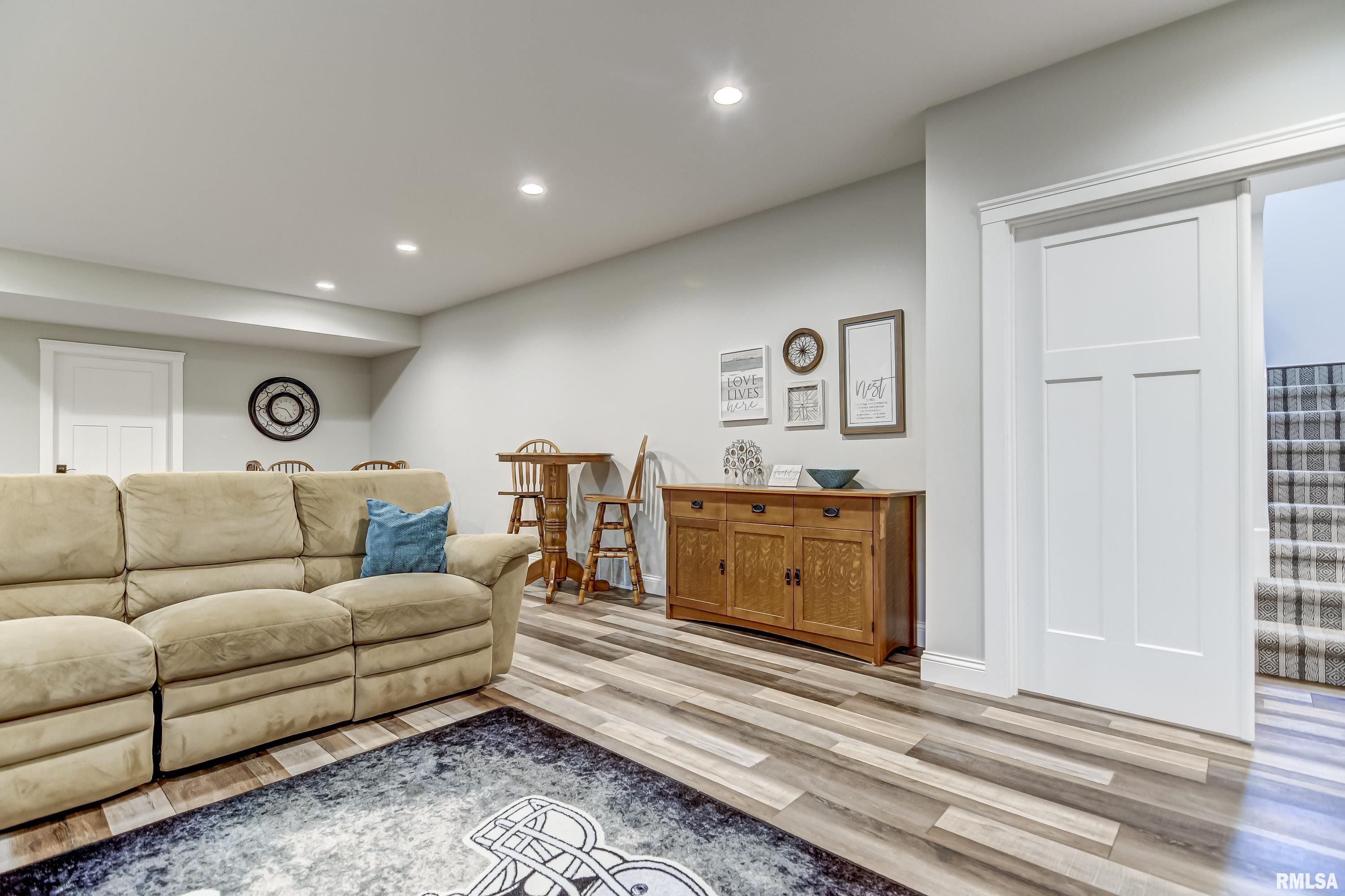 4513 Thompson Road Springfield, IL 62711 - Photo 34 of 52