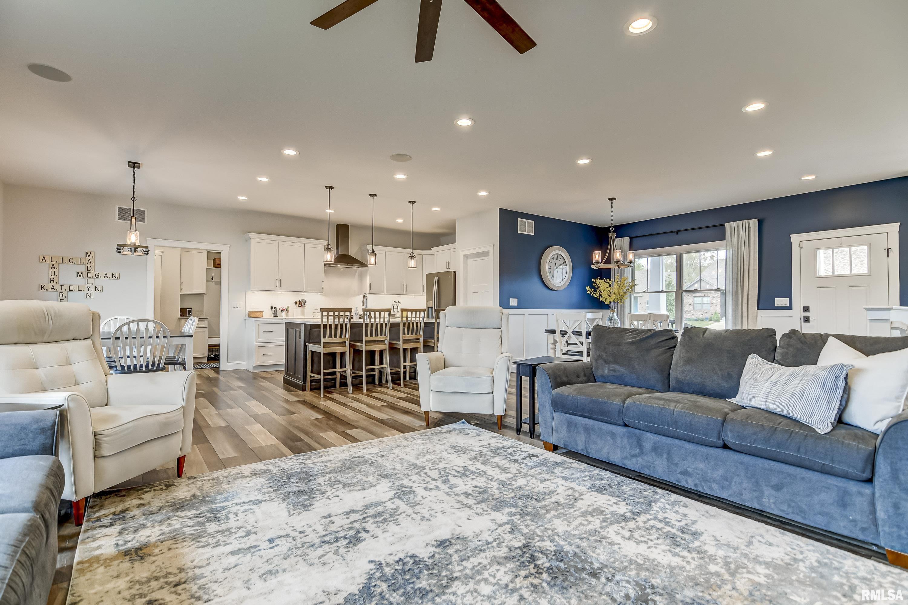 4513 Thompson Road Springfield, IL 62711 - Photo 7 of 52