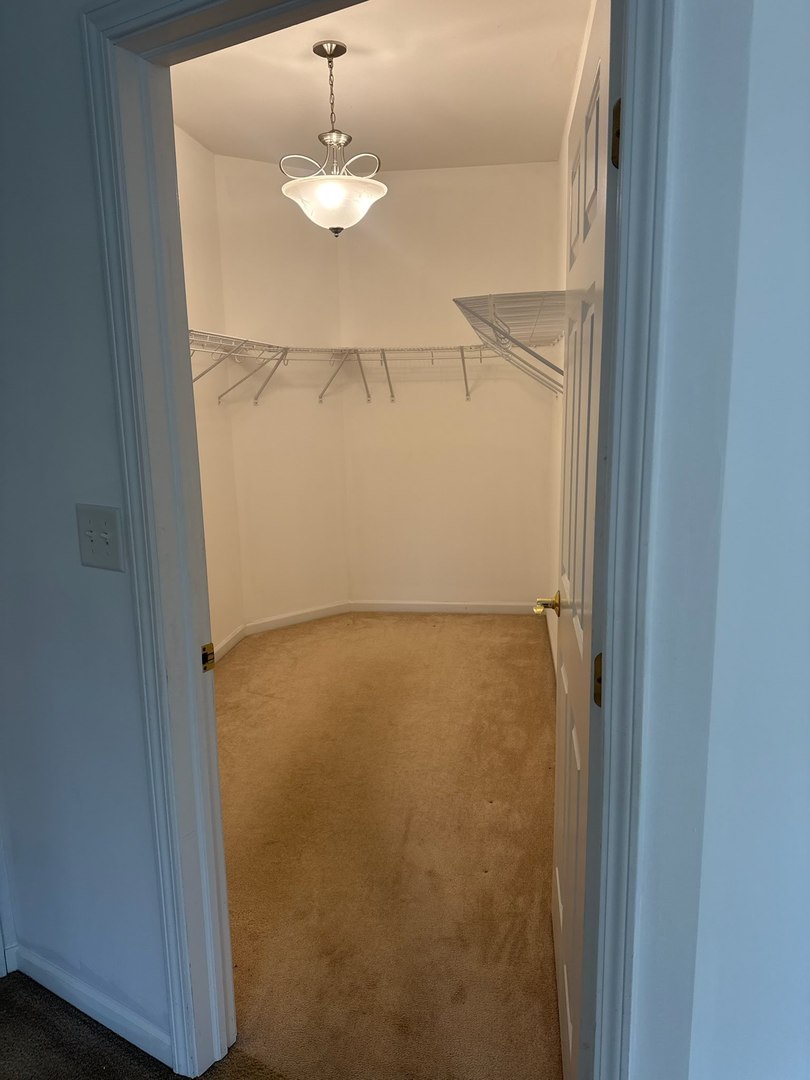 25301 Sunderlin Road Plainfield, IL 60585 - Photo 8 of 21 Gallery Image 8