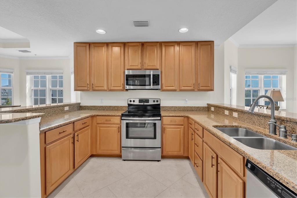 10002 Key Haven Road, Unit 201 Seminole, FL 33777 - Photo 11 of 70
