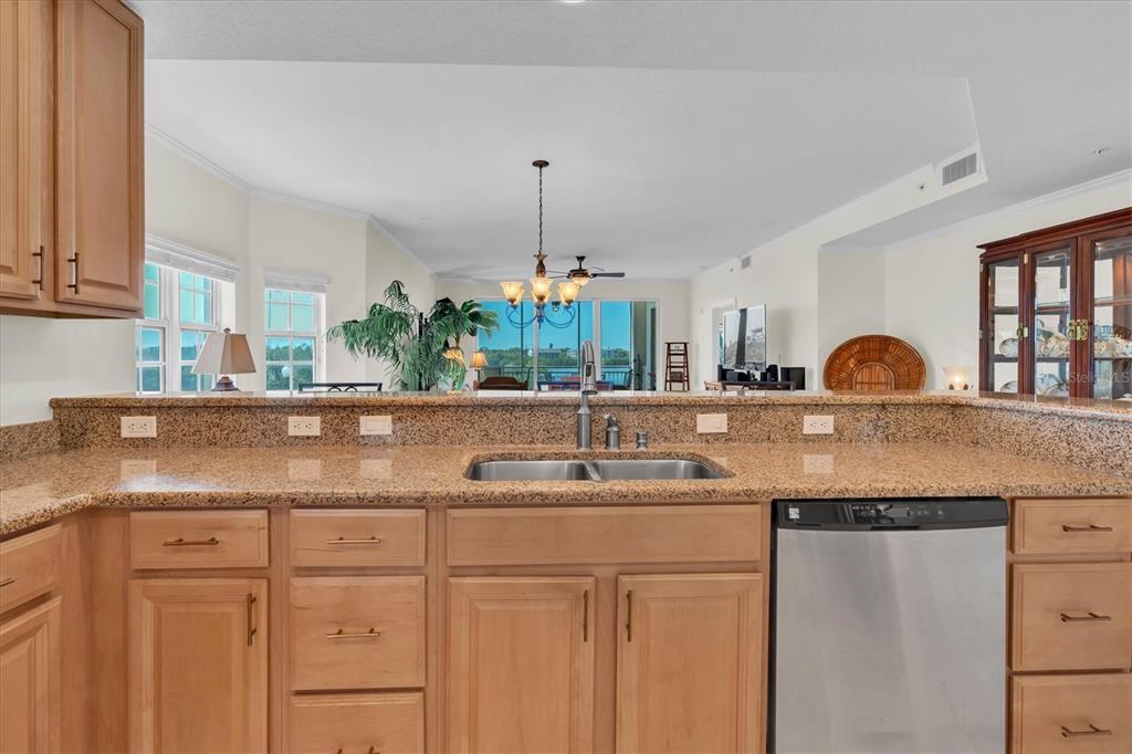 10002 Key Haven Road, Unit 201 Seminole, FL 33777 - Photo 13 of 70