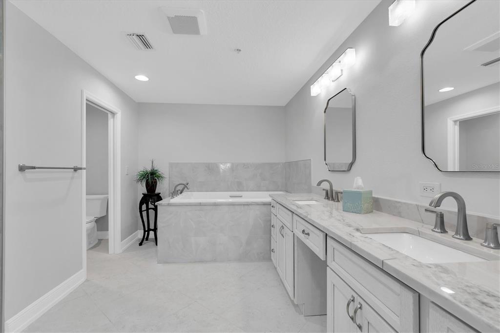 10002 Key Haven Road, Unit 201 Seminole, FL 33777 - Photo 19 of 70
