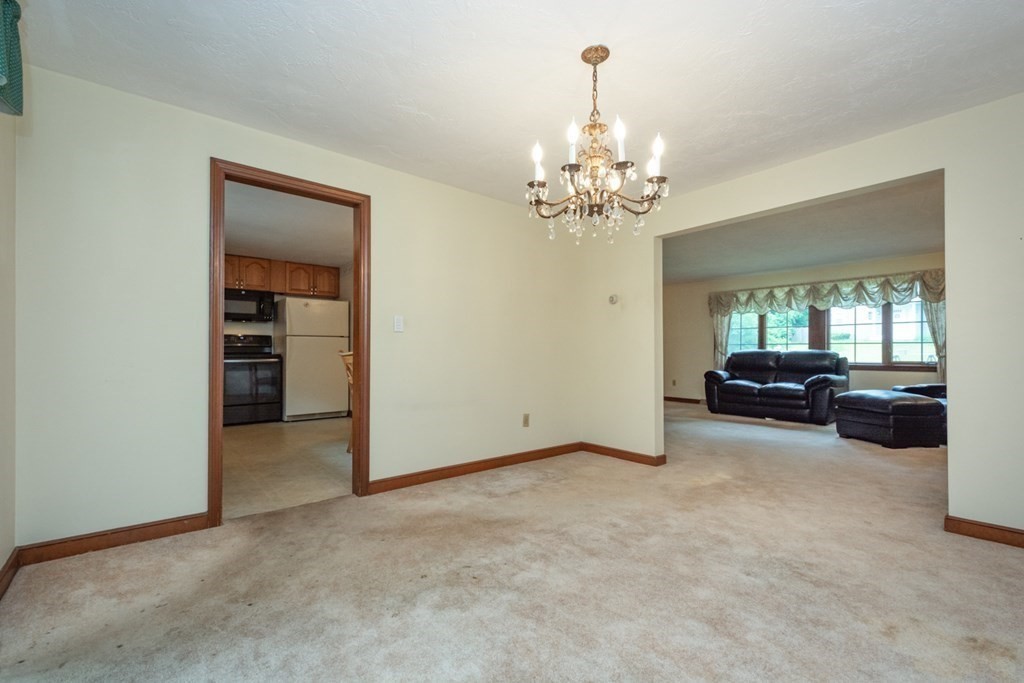 34 Agawam Road Acton, MA 01720 - Photo 12 of 32 Gallery Image 12
