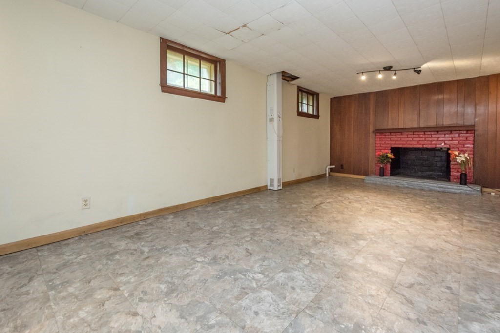34 Agawam Road Acton, MA 01720 - Photo 21 of 32 Gallery Image 21