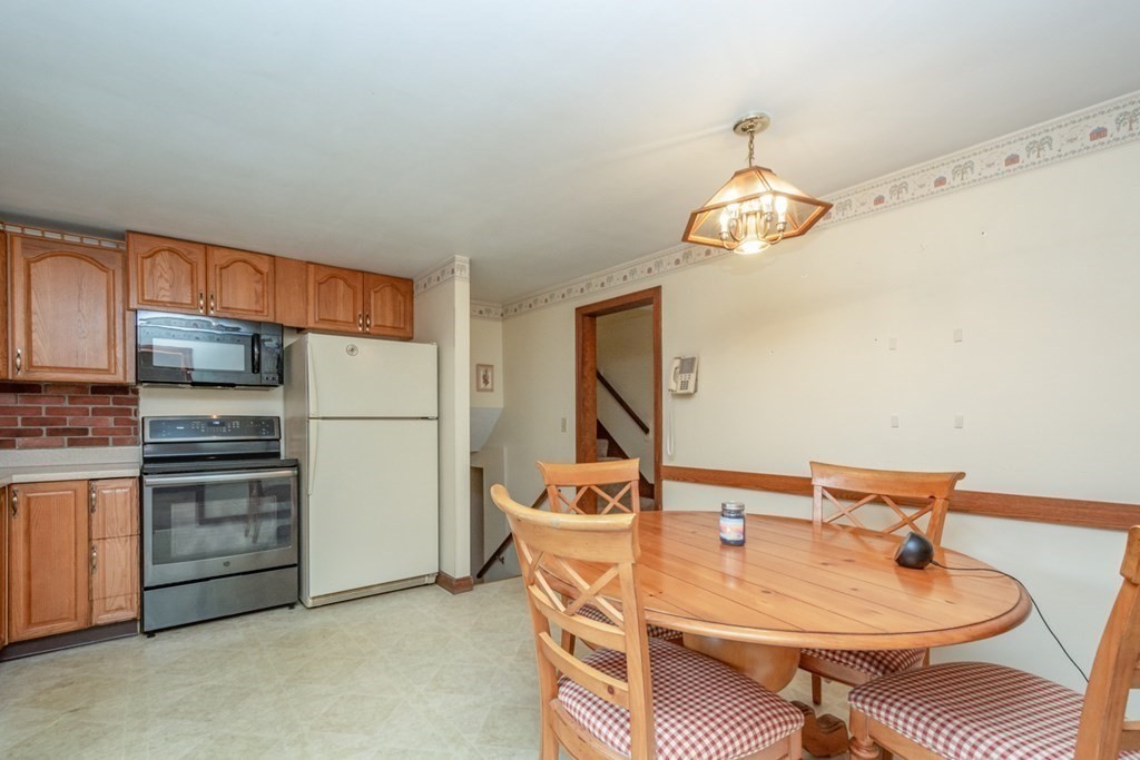 34 Agawam Road Acton, MA 01720 - Photo 6 of 32 Gallery Image 6