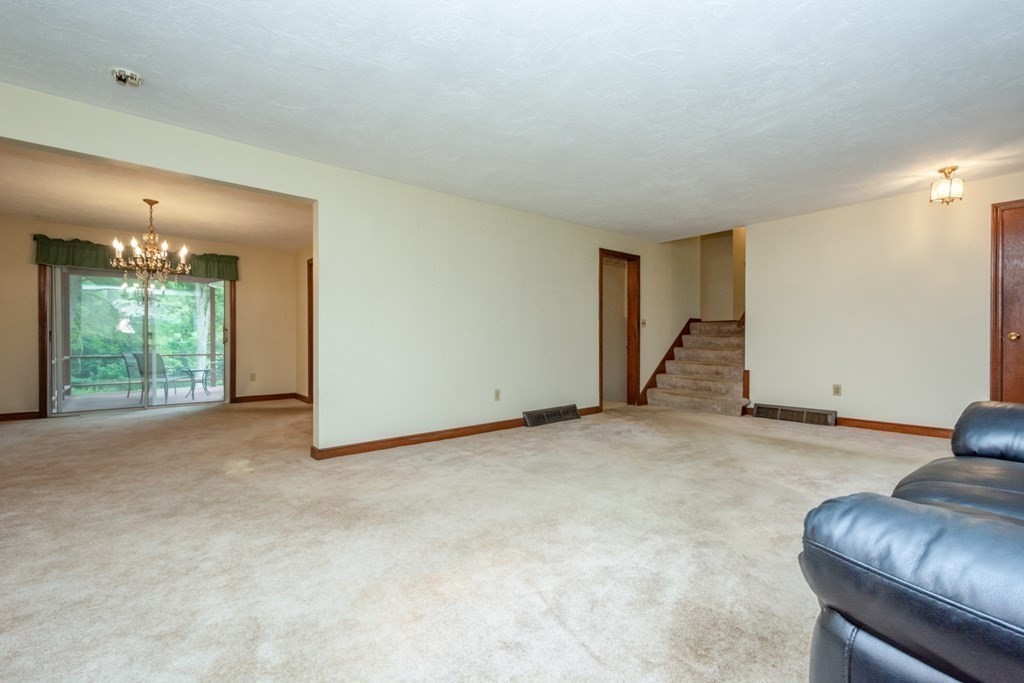 34 Agawam Road Acton, MA 01720 - Photo 10 of 32 Gallery Image 10