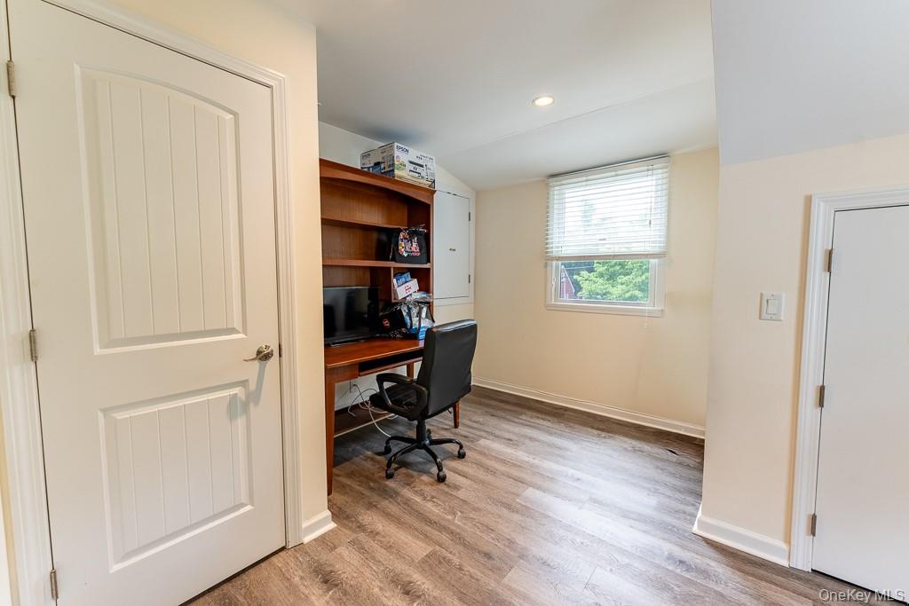 22 Oakbrook Road Ossining, NY 10562 - Photo 25 of 47
