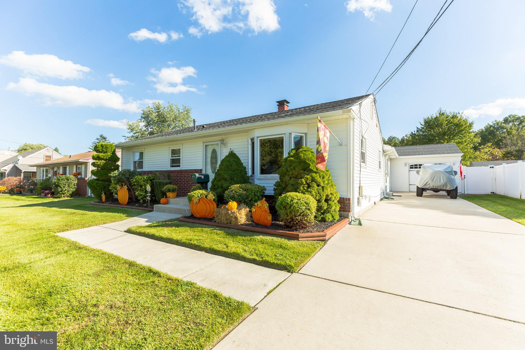 16 Boswell Road Marlton, NJ 08053 - Photo 2 of 32 Gallery Image 2