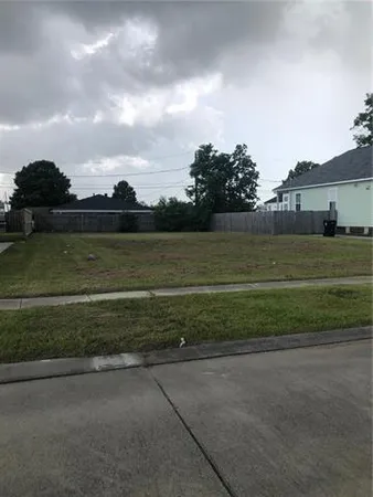 $60,000 | 108 Seal Drive, Arabi, LA 70032