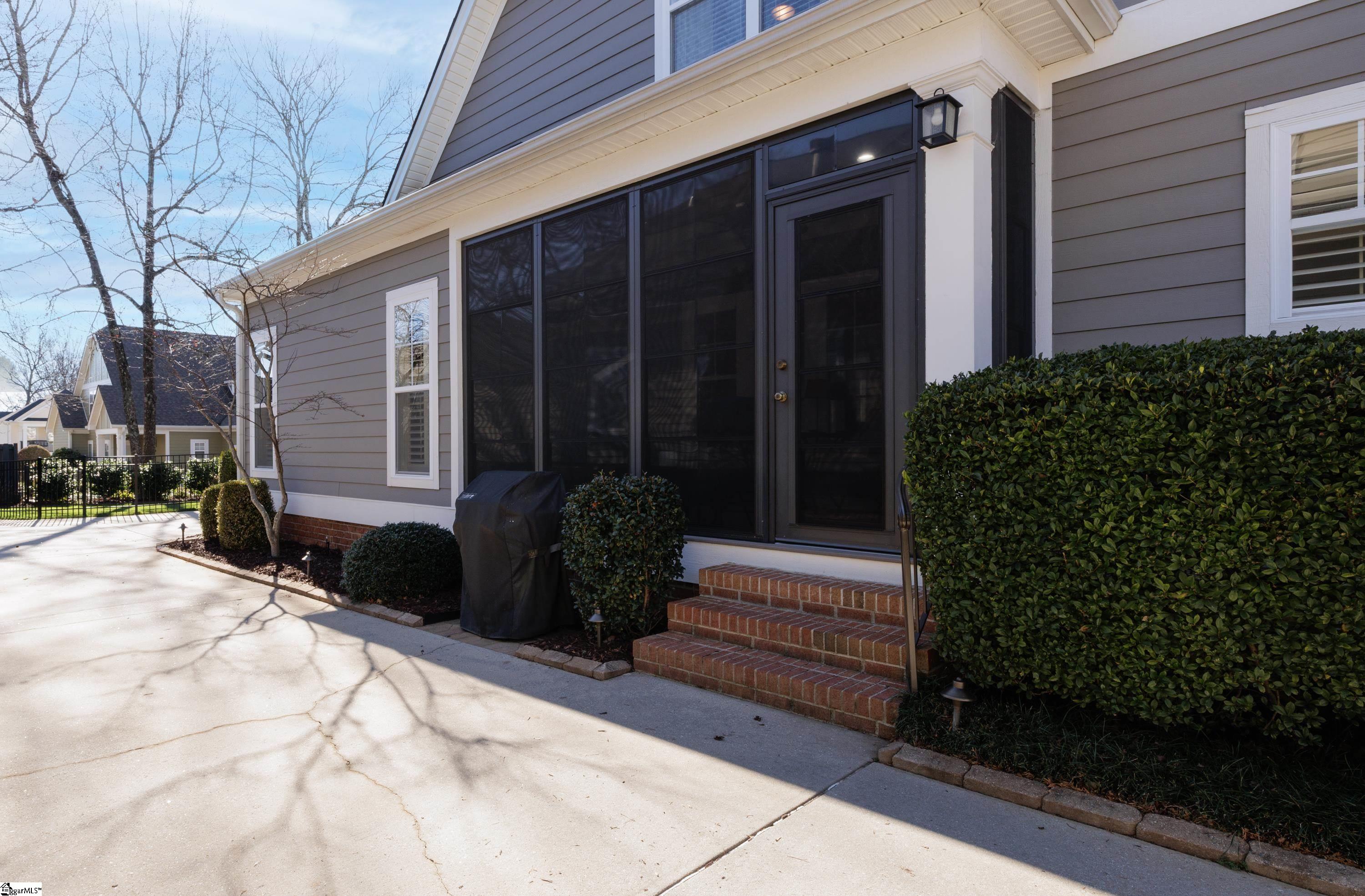 107 Bell Road Greenville, SC 29607 - Photo 6 of 49