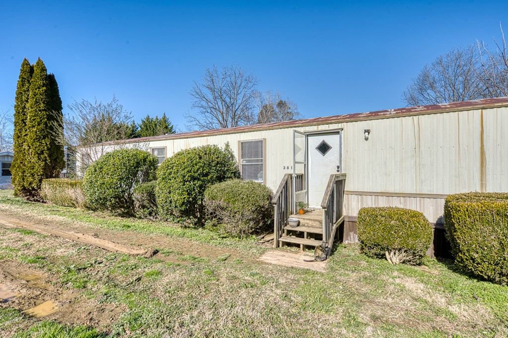 385 Aquone Road Andrews, NC 28901 - Photo 23 of 53