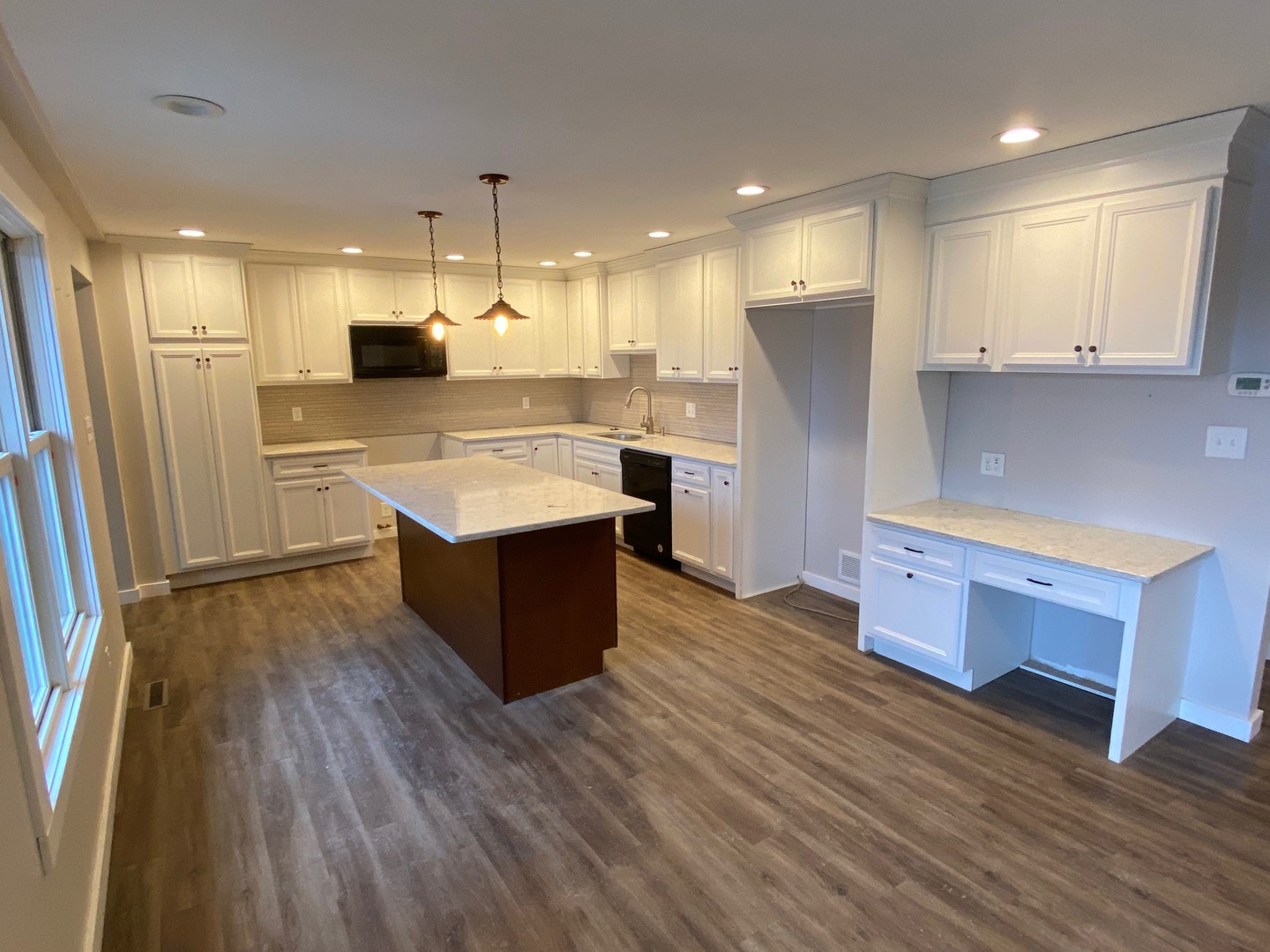 639 Palmyra Road Dixon, IL 61021 - Photo 6 of 36