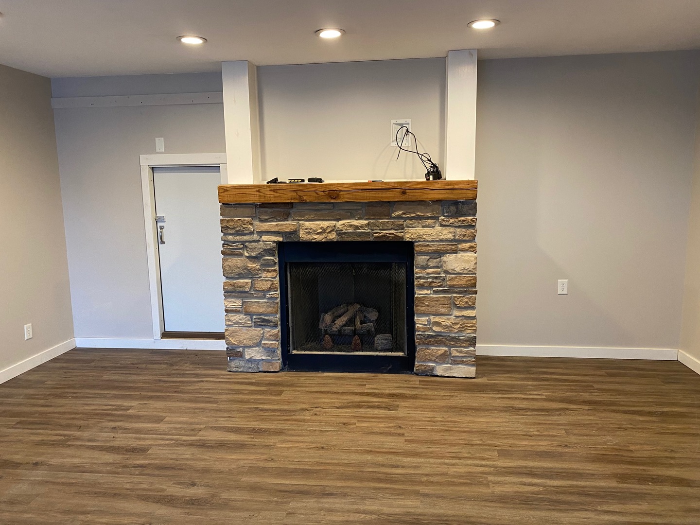 639 Palmyra Road Dixon, IL 61021 - Photo 9 of 36