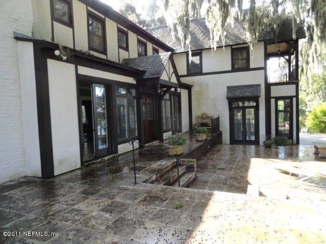 901 GREENRIDGE RD