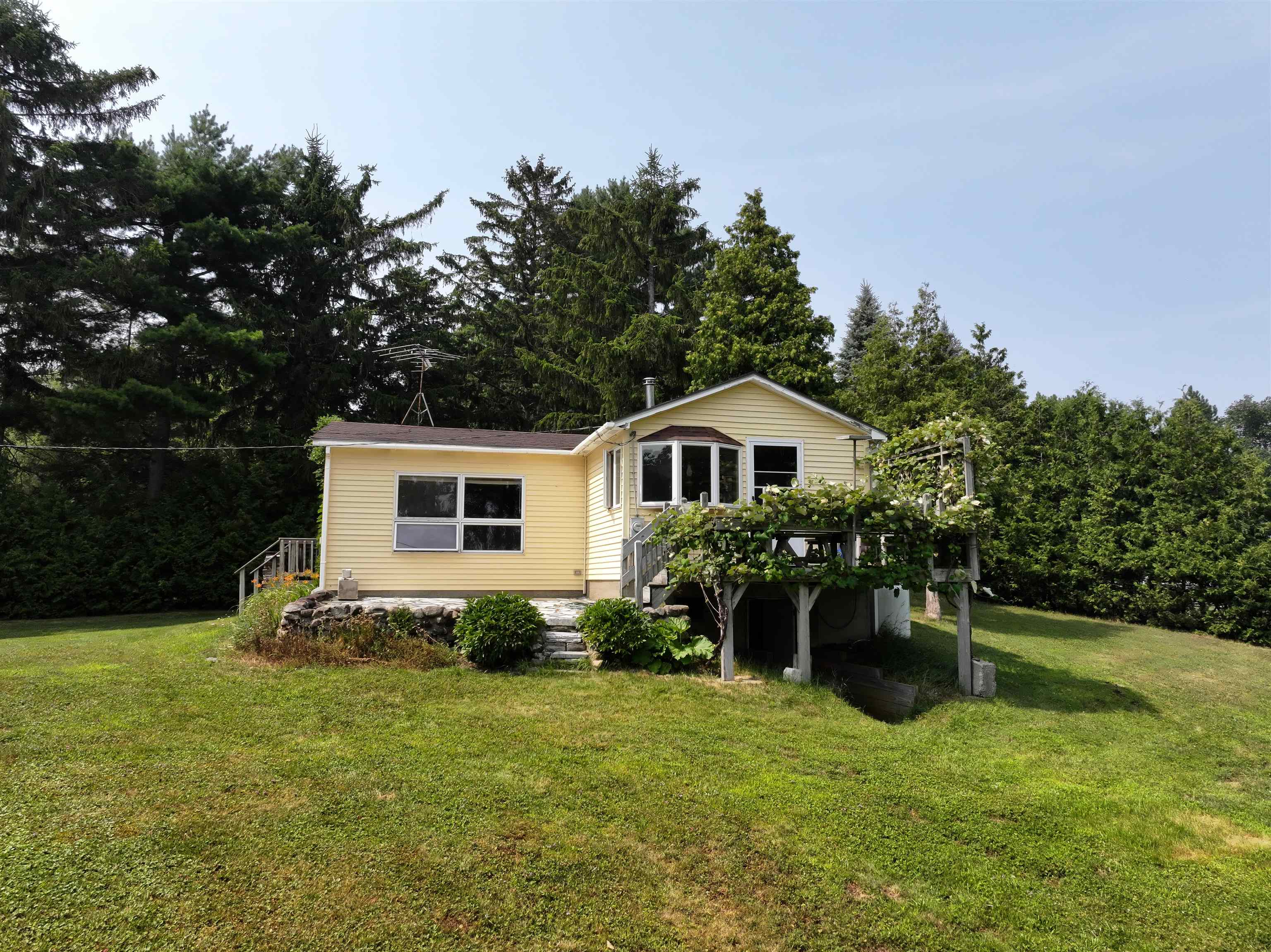 1385 Blockhouse Point Road North Hero, VT 05474 - Photo 29 of 32