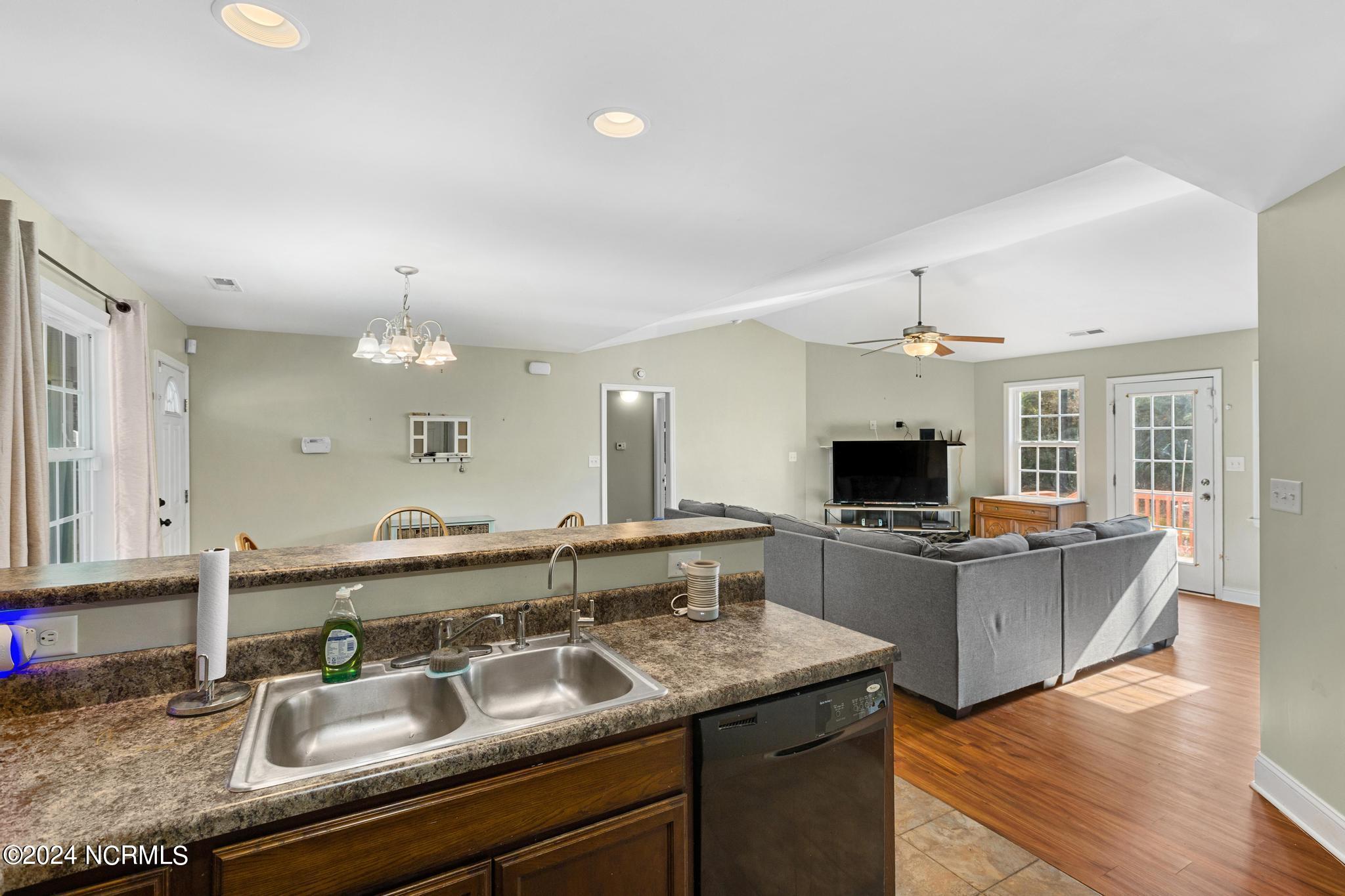177 Nelson Park Road Maple Hill, NC 28454 - Photo 11 of 25 IMG_1471