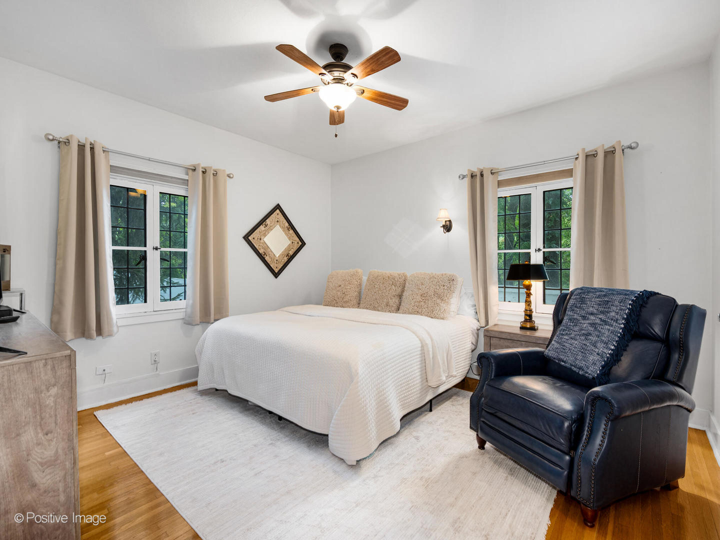 317 East Walnut Street Hinsdale, IL 60521 - Photo 21 of 38 a bedroom with a bed couch and window