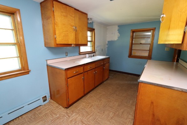 8 Greenwich Plains Road Ware, MA 01082 - Photo 9 of 27