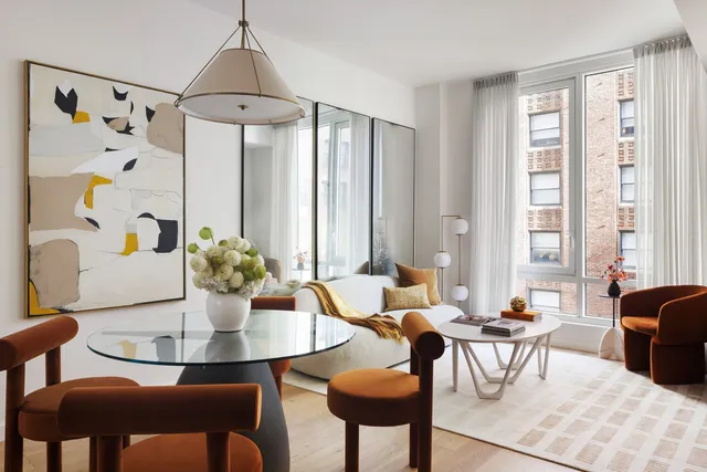 $1,182,400 | 135 East 47th Street, Unit 5A | Midtown East