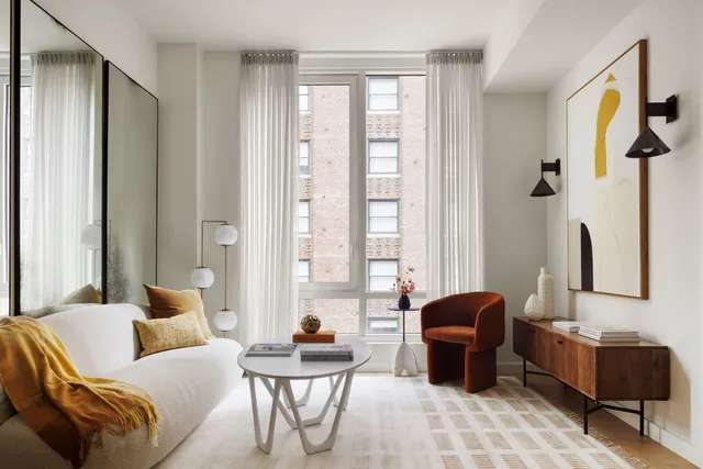 $1,182,400 | 135 East 47th Street, Unit 5A | Midtown East