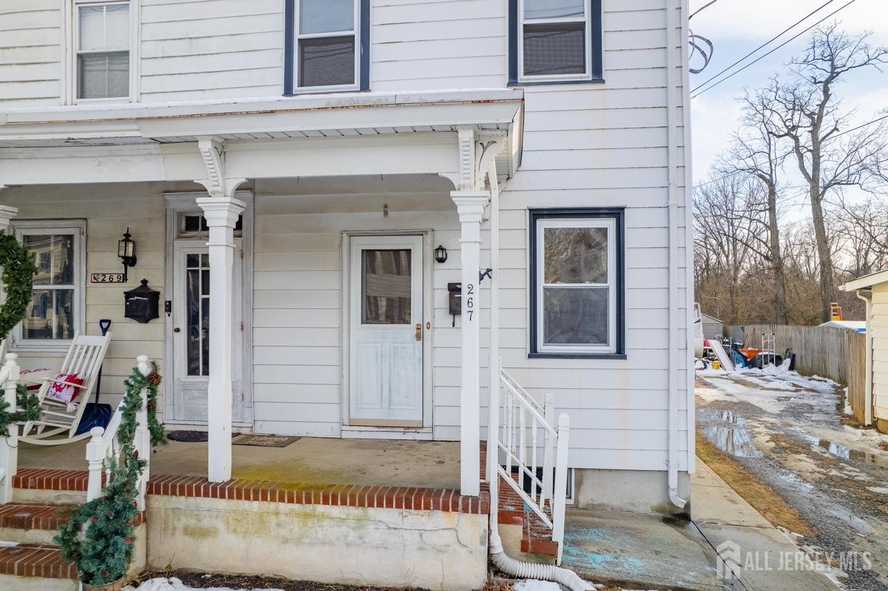 267 Main Street Hamilton, NJ 08620 - Photo 4 of 33