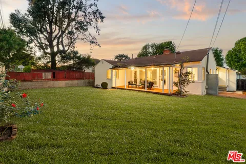 $1,195,000 | 7350 West 91st Street, Los Angeles, CA 90045