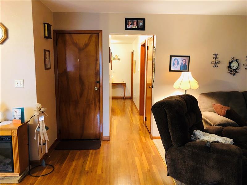 156 Morrell Road Dunbar, PA 15431 - Photo 2 of 23 Gallery Image 2