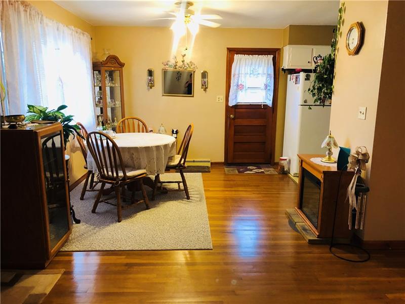 156 Morrell Road Dunbar, PA 15431 - Photo 4 of 23 Gallery Image 4