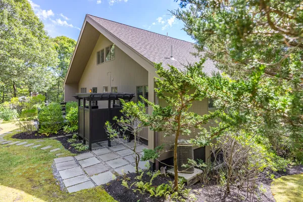 $1,699,000 | 7 Fishermans Road, Truro, MA 02666