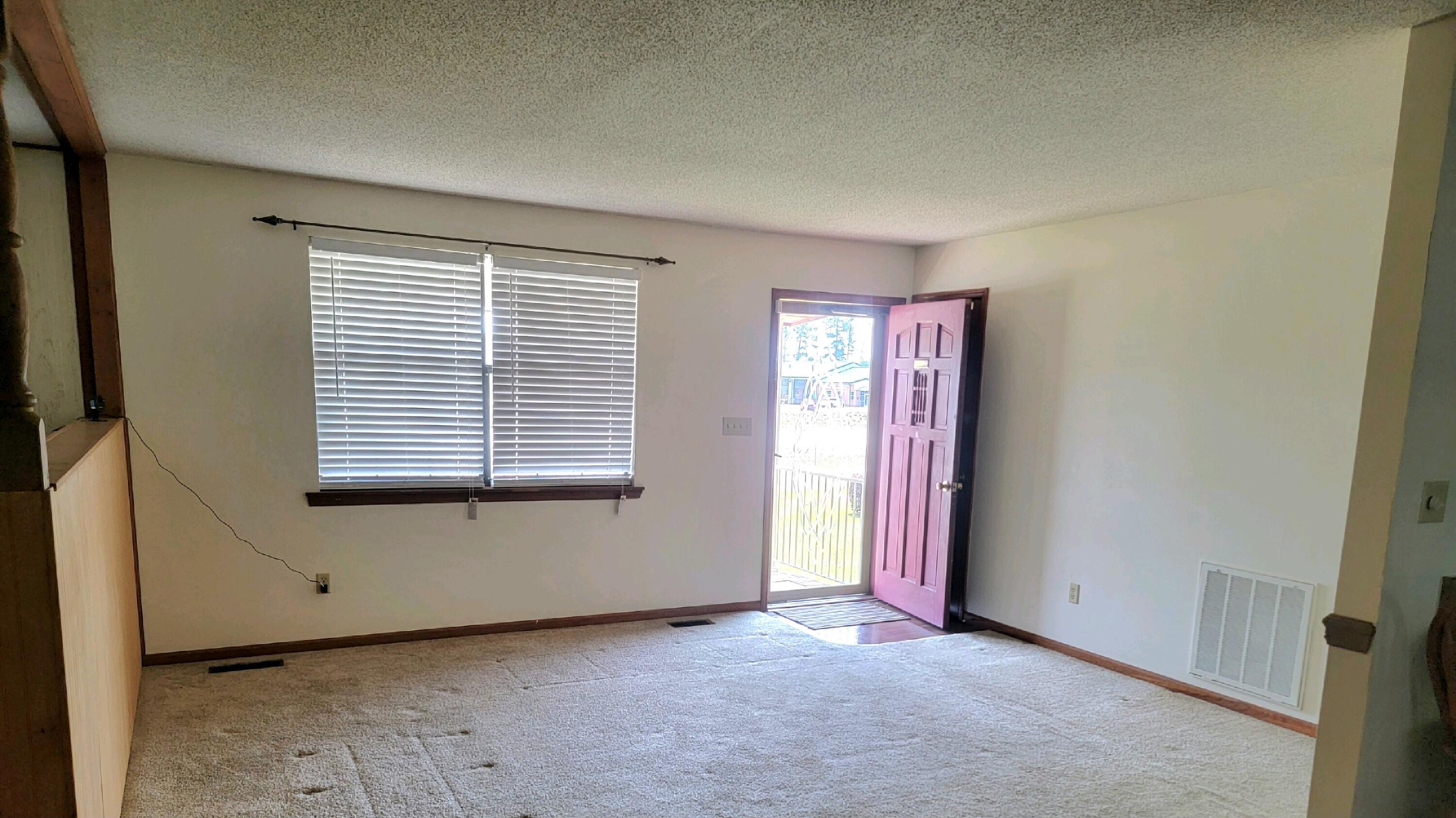 631 Harrison Road Southeast Thomson, GA 30824 - Photo 3 of 9 151462