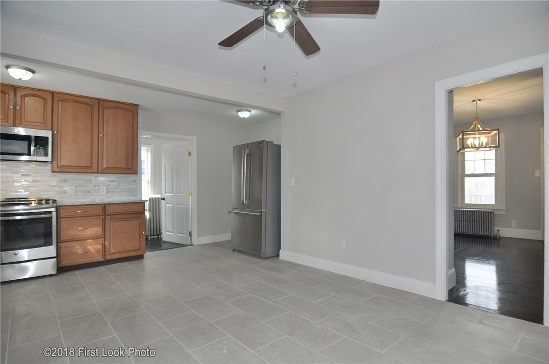 182 Grand Street Woonsocket, RI 02895 - Photo 5 of 30