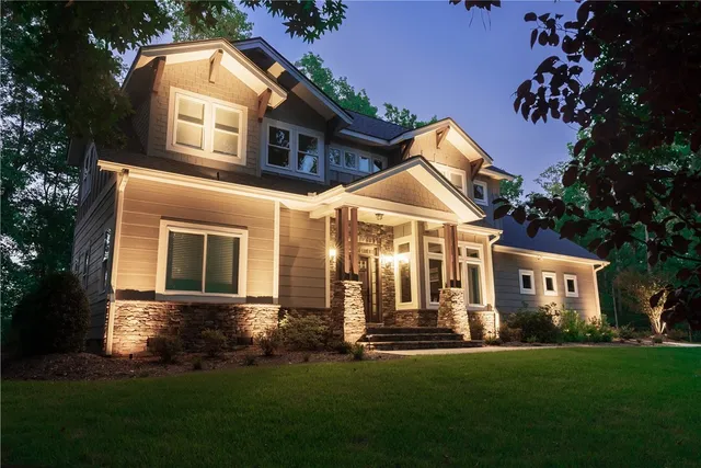 $759,000 | 401 Promontory Ridge, Seneca, SC 29672