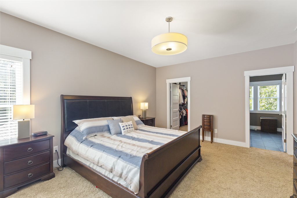 401 Promontory Ridge Seneca, SC 29672 - Photo 40 of 48 Master suite