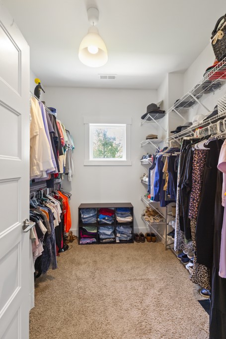 401 Promontory Ridge Seneca, SC 29672 - Photo 41 of 48 Master walk-in closet
