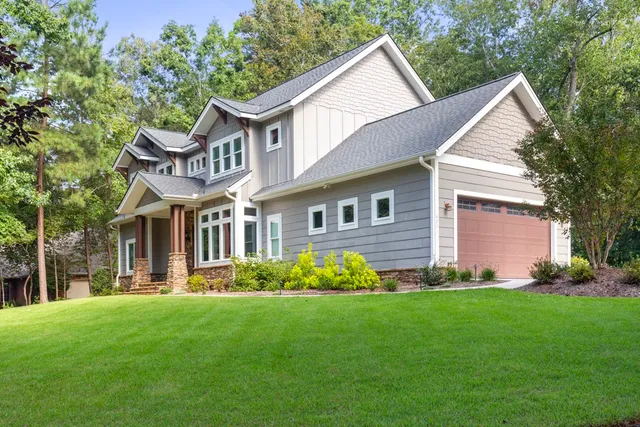 $759,000 | 401 Promontory Ridge, Seneca, SC 29672