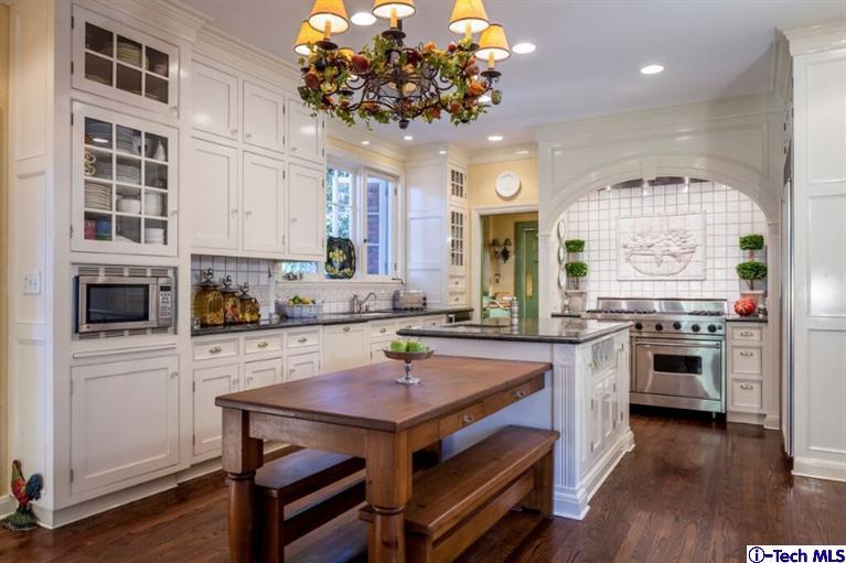 445 Prospect Square Pasadena, CA 91103 - Photo 14 of 45 a kitchen with a stove a refrigerator and a stove