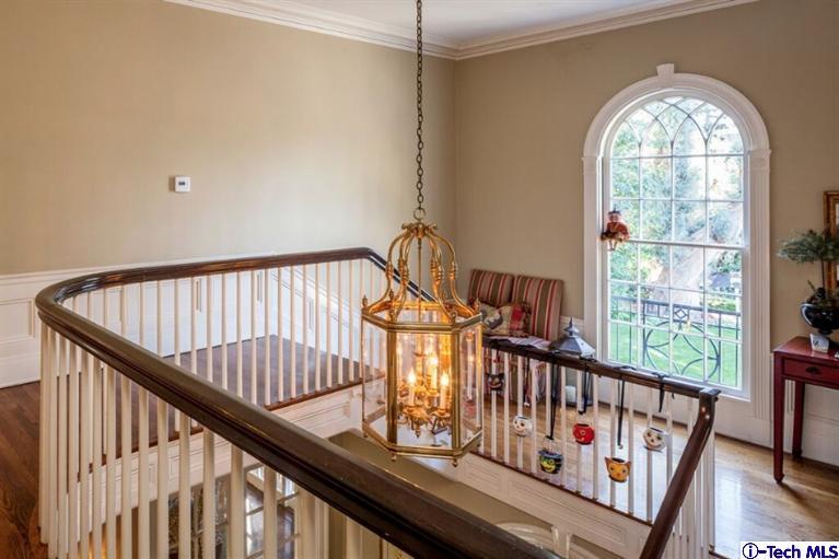 445 Prospect Square Pasadena, CA 91103 - Photo 30 of 45 a view of entryway with wooden floor