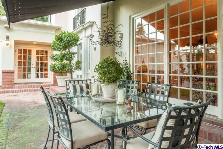 445 Prospect Square Pasadena, CA 91103 - Photo 41 of 45 a view of a dining room with furniture and chandelier