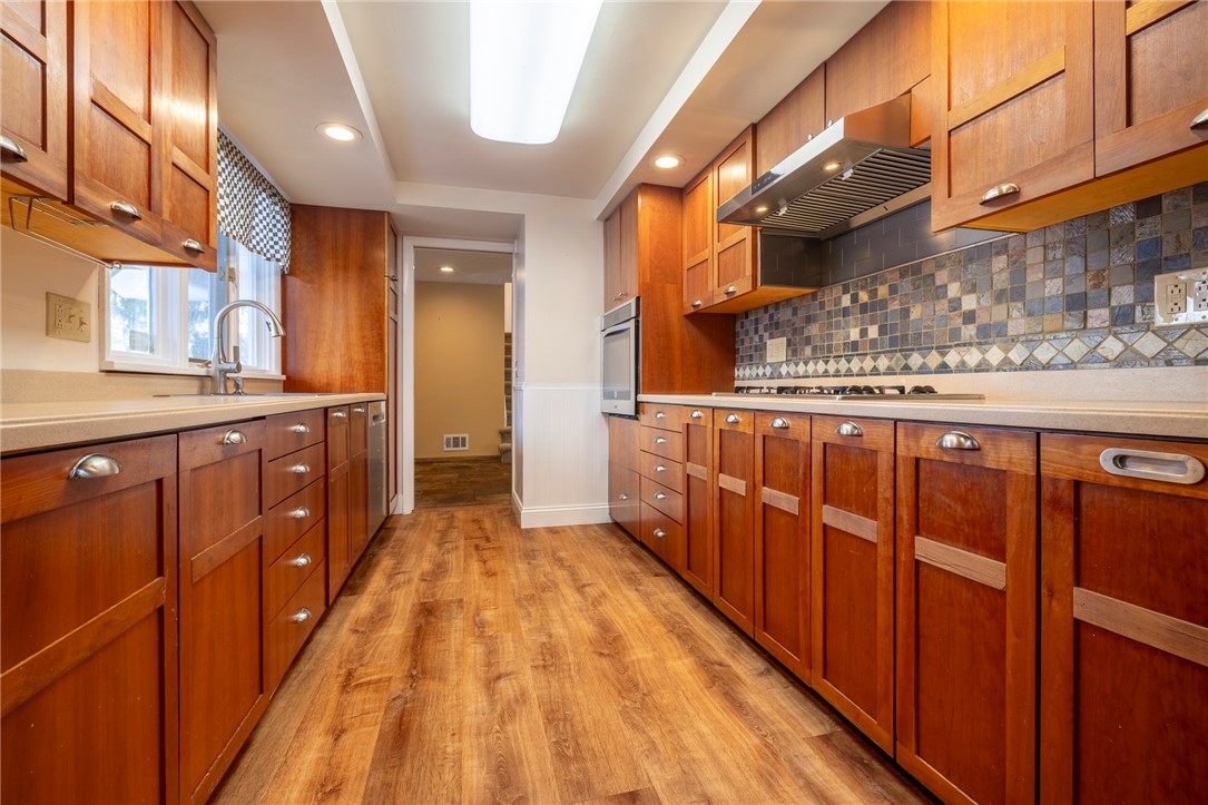 115 Towpath Lane Brighton, NY 14618 - Photo 16 of 50