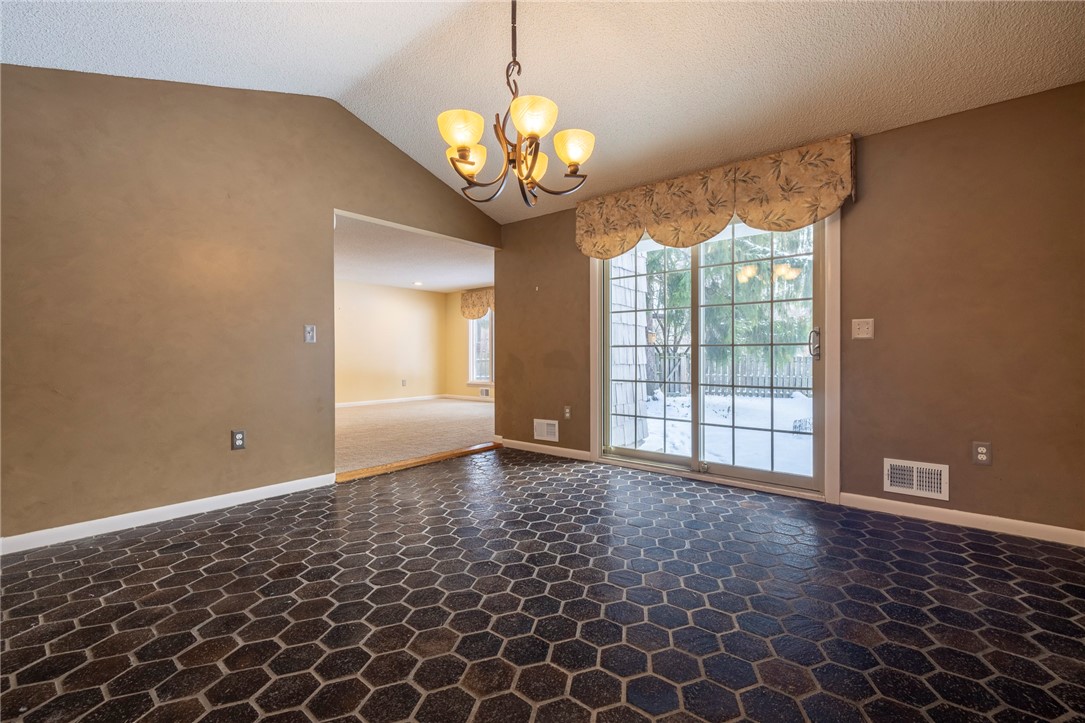 115 Towpath Lane Brighton, NY 14618 - Photo 21 of 50