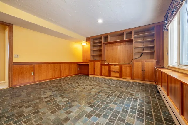 $518,900 | 115 Towpath Lane, Brighton, NY 14618