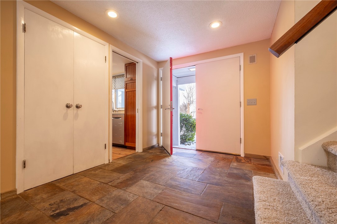 115 Towpath Lane Brighton, NY 14618 - Photo 10 of 50