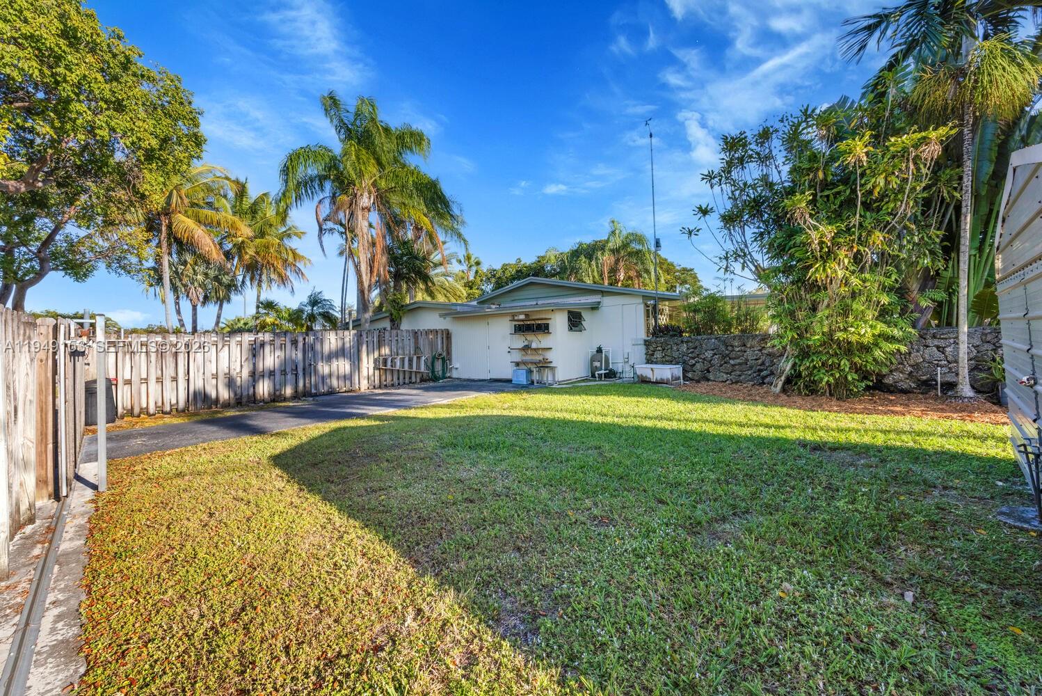 21000 Condado Road Cutler Bay, FL 33189 - Photo 9 of 35