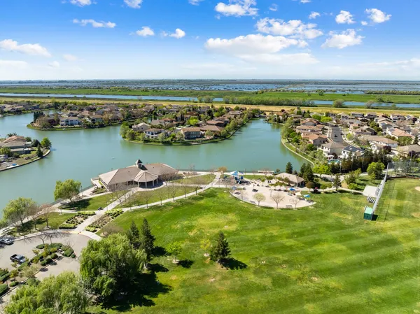 $939,000 | 3845 Tahoe Street, West Sacramento, CA 95691