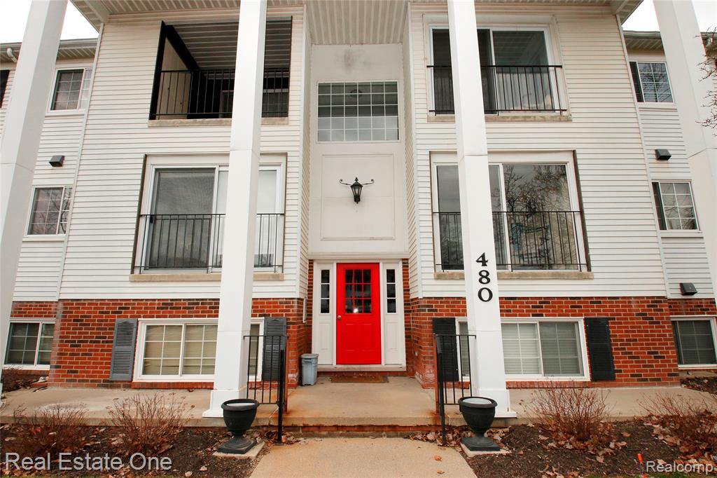 480 Baldwin Avenue, Unit 20 Rochester, MI 48307 - Photo 1 of 9