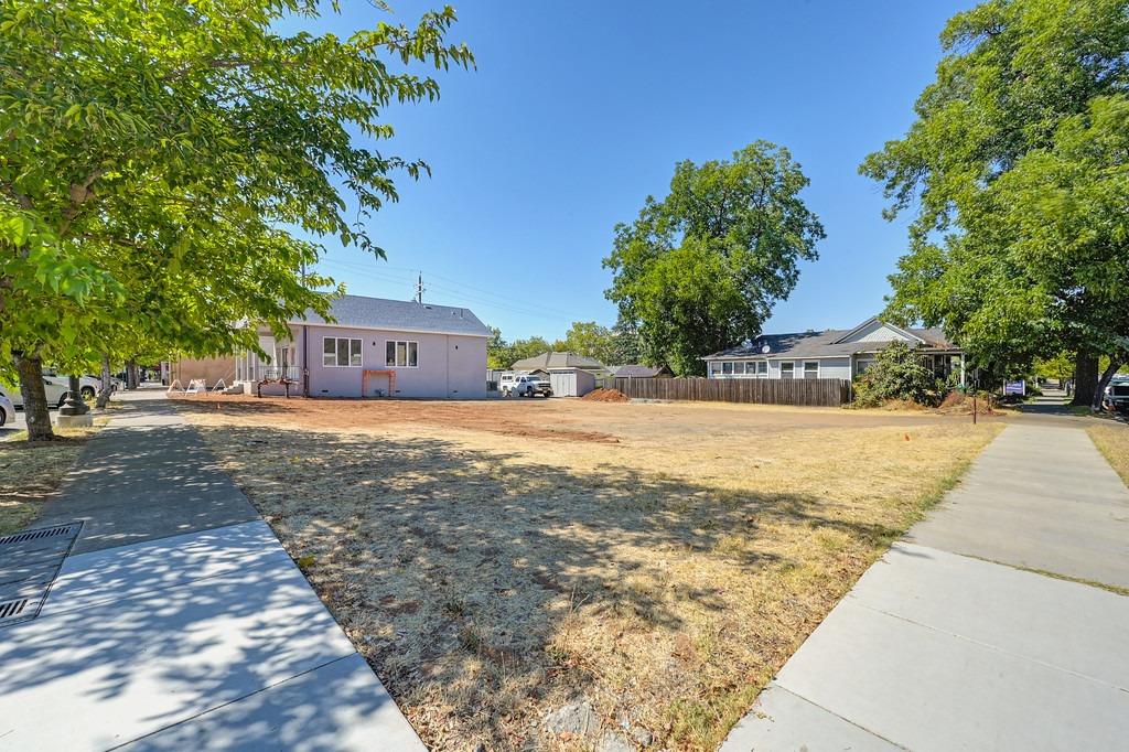 0 5th Street Lincoln, CA 95648 - Photo 7 of 33 a view of house with street