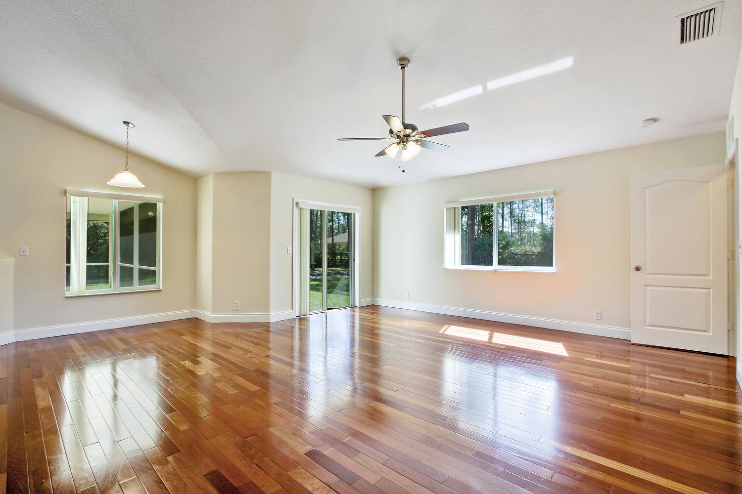 15430 86th Road North Loxahatchee, FL 33470 - Photo 13 of 23 15430 86th Rd N Loxahatchee FL-large-012